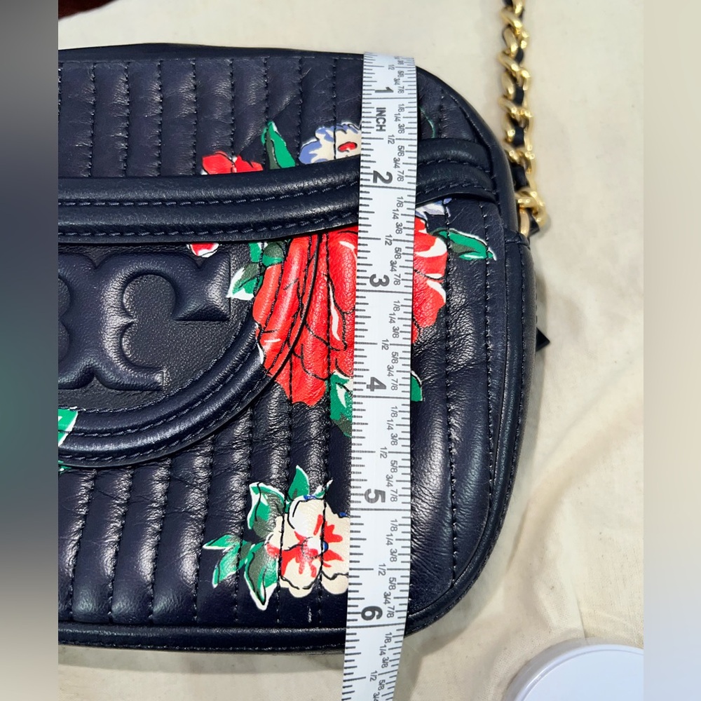 TORY BURCH FLEMING SOFT FLORAL CAMERA BAG - Picture 6 of 12